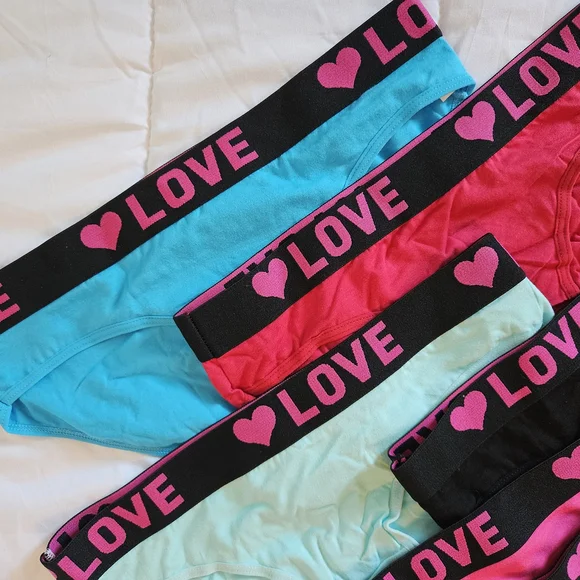 Colorful Love Print Panties Set BRAND NEW 6 Total - Picture 5 of 7